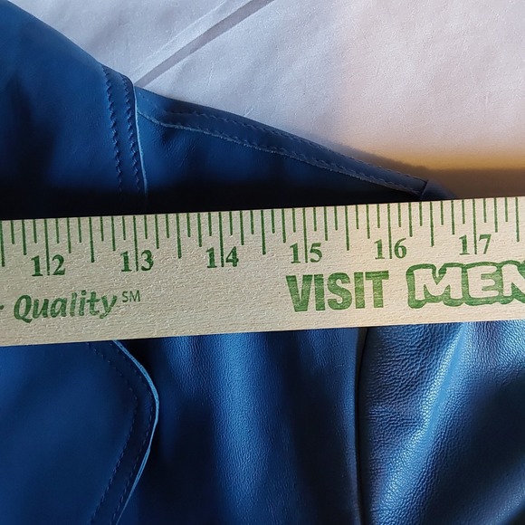 Pamela‎ McCoy Women's Size Medium Blue Button Down Soft Leather Jacket NWOT - Picture 5 of 10